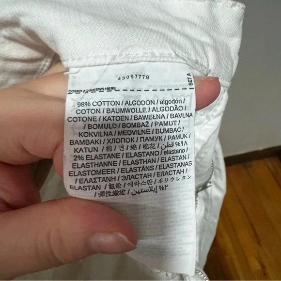 🍁 Mango women’s white jeans 1 - Picture 8 of 9